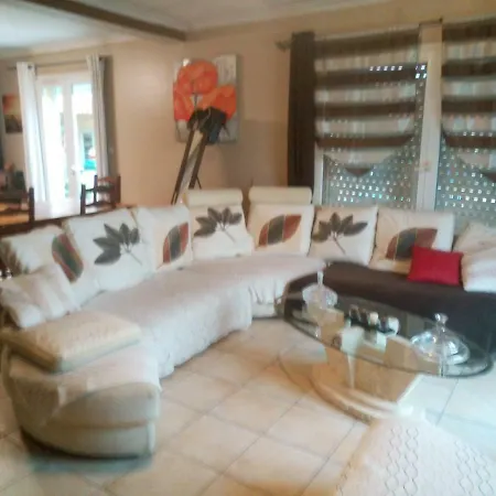 Apartamento Chez Mamiyo Gallargues-le-Montueux Exterior foto